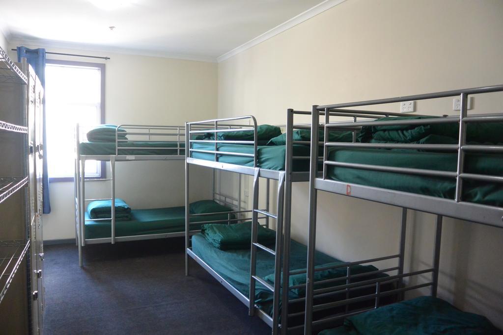 Elizabeth Hostel Melbourne Bagian luar foto